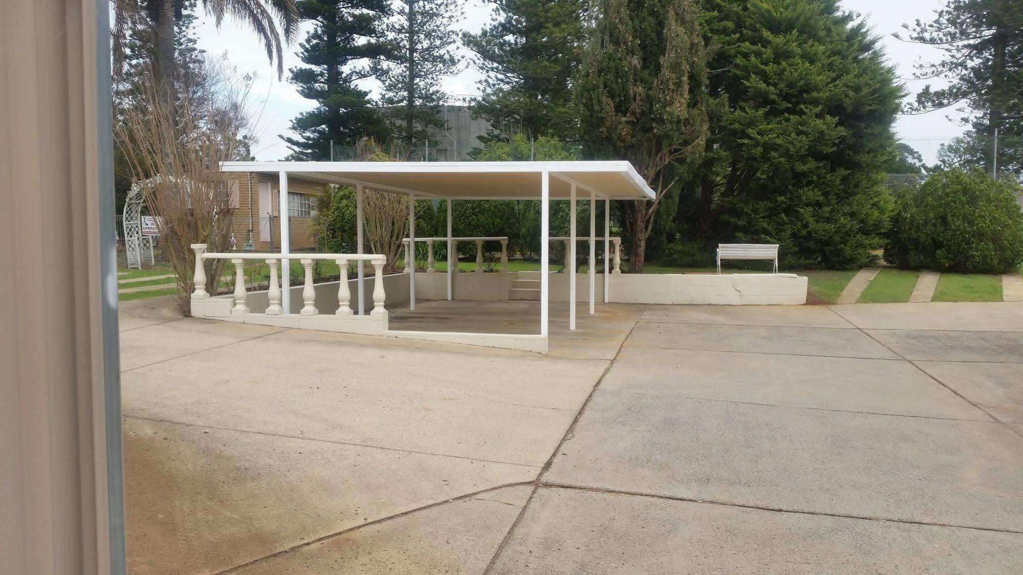 Clifford Park Motor Inn Toowoomba Buitenkant foto