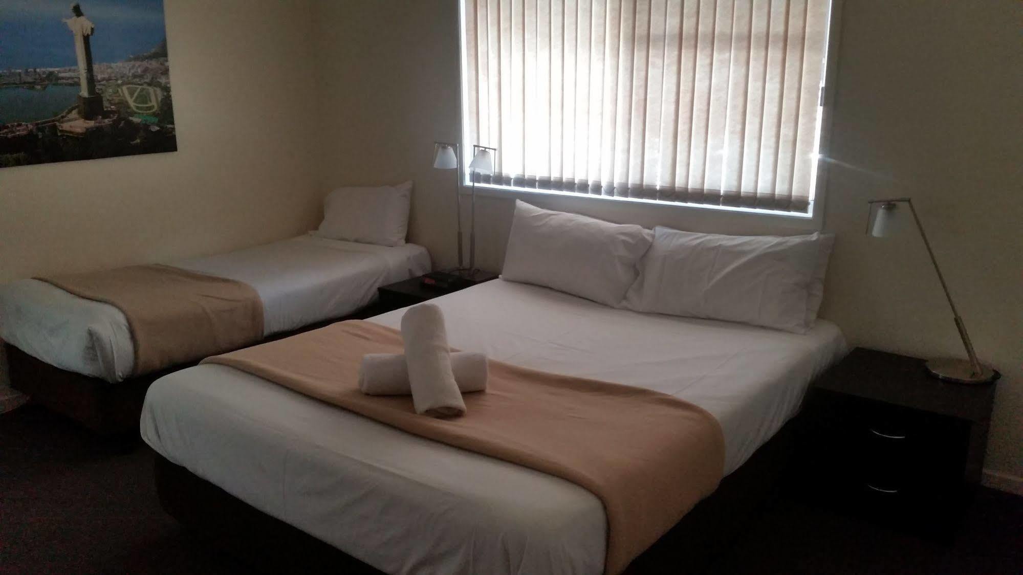 Clifford Park Motor Inn Toowoomba Buitenkant foto